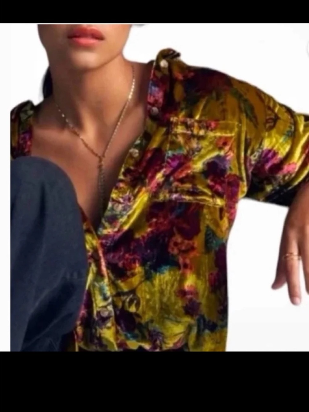 Anthropologie Pilcro Hadley Relaxed Velvet Burnout Shirt Size Small - Picture 6 of 12